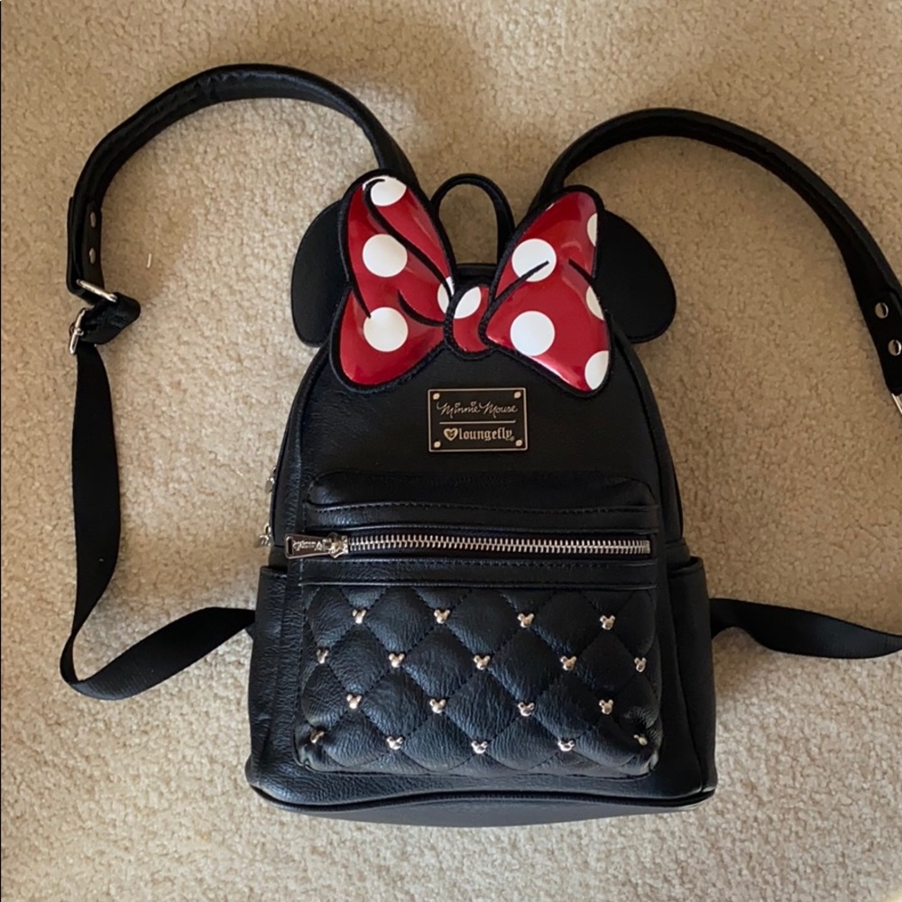 Minnie mouse loungefly purse